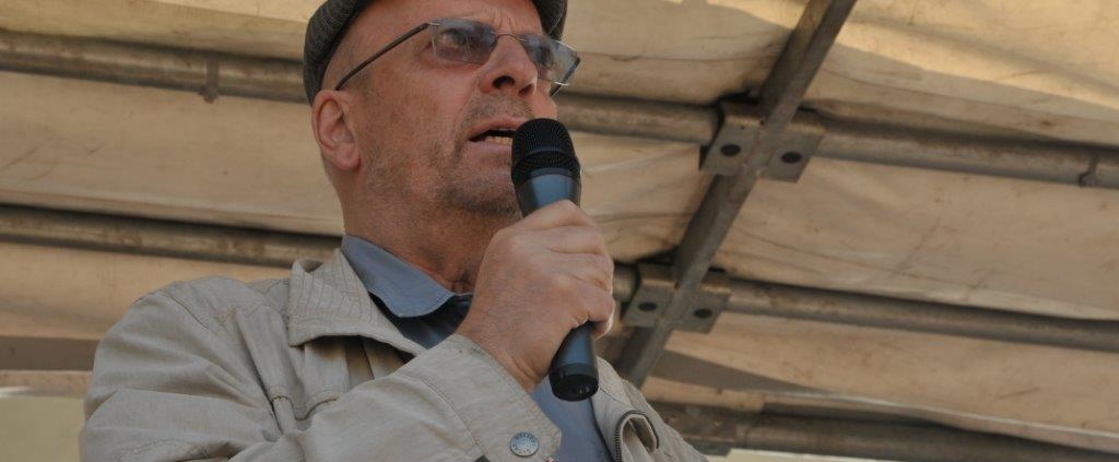 Eberhard Schultz redet am 14.9.13 auf Umfairteilen-Demonstration